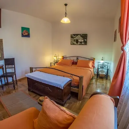 Apartment With Parking Space Banjole, - 17398 Pula