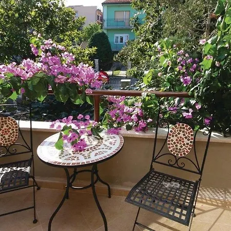 With Parking Space Banjole, - 17398 Apartment Pula