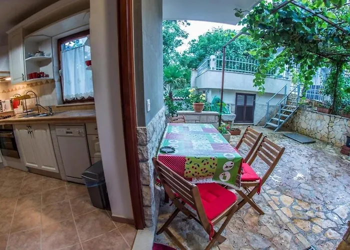 With Parking Space Banjole, - 17398 Pula