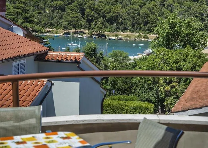 Apartment With Parking Space Banjole, - 17398 Pula