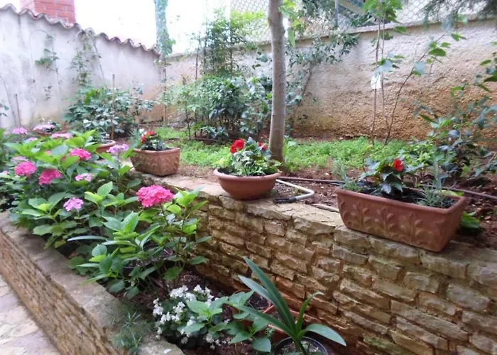 Apartment With Parking Space Banjole, - 17398