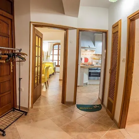 With Parking Space Banjole, - 17398 아파트