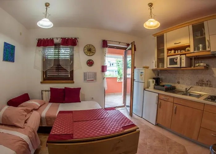 Appartement With Parking Space Banjole, - 17398 Pula