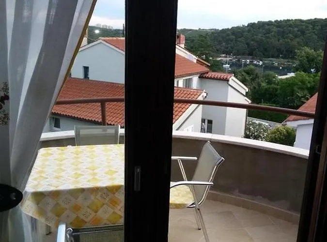 Appartement With Parking Space Banjole, - 17398